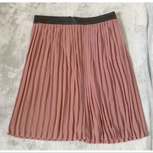 Mauve Pleated Skirt | Mossimo | Size 12